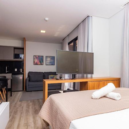 Aion Suites 205 - Lindo Apartamento Com Vista Para O Mar, A 60M Da Praia De Bombinhas, Com Piscina E Academia No Rooftop. Exteriör bild