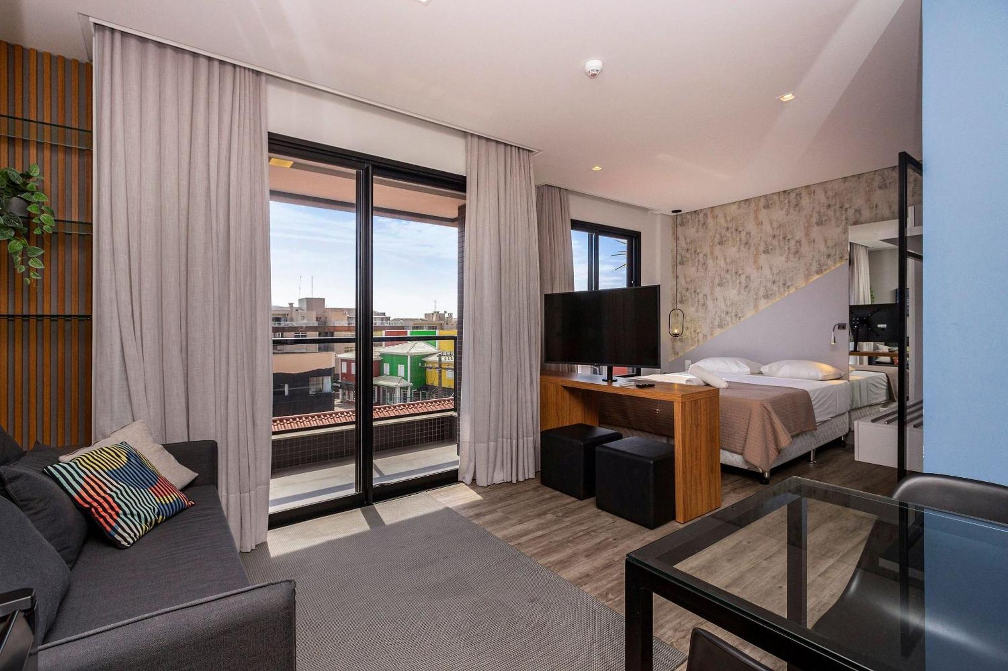 Aion Suites 205 - Lindo Apartamento Com Vista Para O Mar, A 60M Da Praia De Bombinhas, Com Piscina E Academia No Rooftop. Exteriör bild