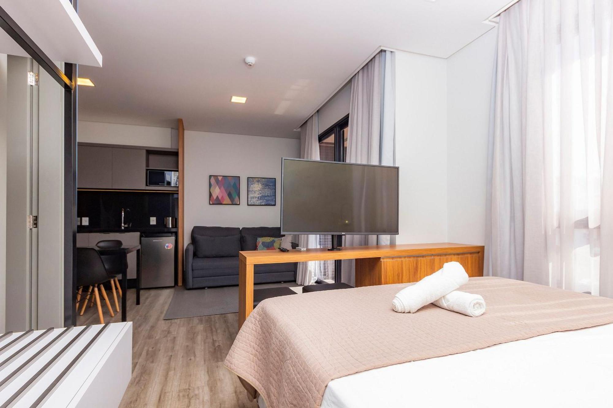 Aion Suites 205 - Lindo Apartamento Com Vista Para O Mar, A 60M Da Praia De Bombinhas, Com Piscina E Academia No Rooftop. Exteriör bild